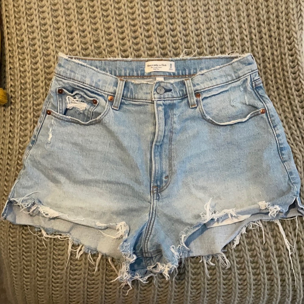 abercrombie curve love high rise cutoff short